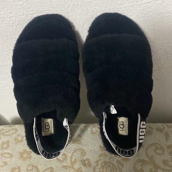 NEW Ugg Fluff Yeah Slides size 6🖤+OPI 4 set+💄Revlon red lipstick - Picture 16 of 17